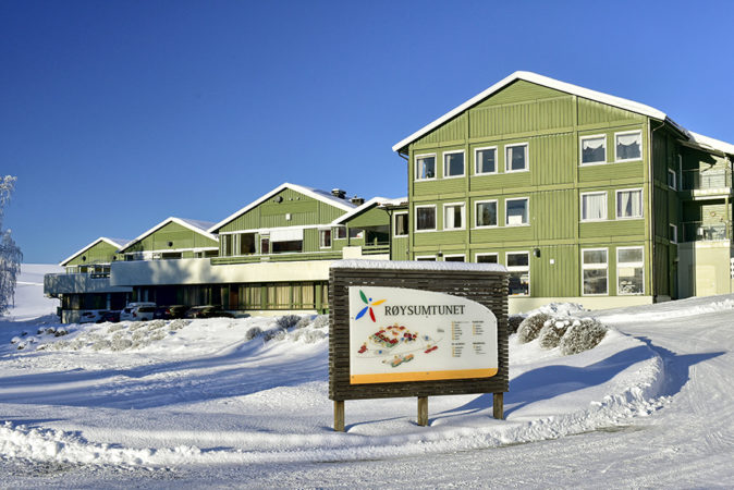 Bo og bistand kontakt